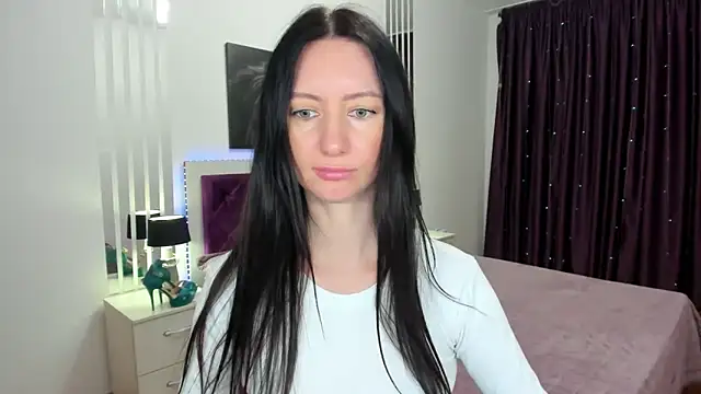 Chatroom XXX en direct de NikaHoney