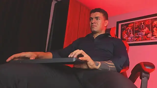 Chat XXX en directo de ALPHA_DOMINUS_