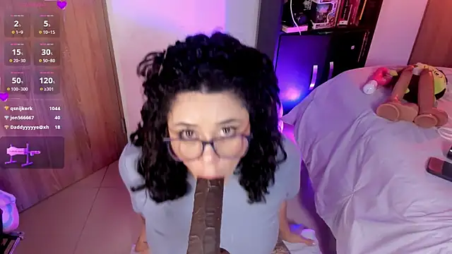 LilyRobertts 即時 XXX 聊天