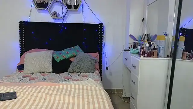 charlotte_077 Live XXX-chat