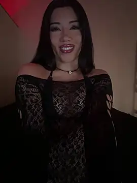 Amanita_Bloom Adlı Modelin Canlı XXX Sohbeti