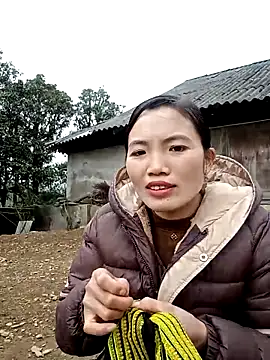 ngan-cute's Live XXX Chat