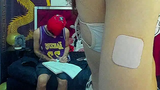 Pride_couple live XXX chat