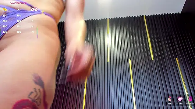 LolyYunno's Live XXX Chat