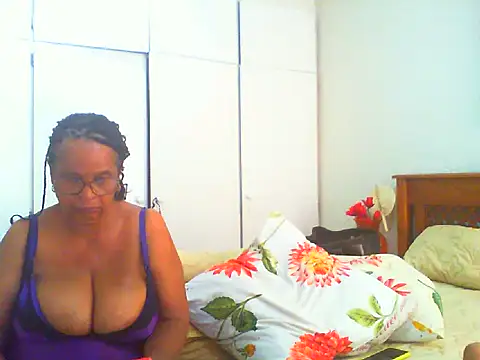 cocosugar élő XXX-chatje