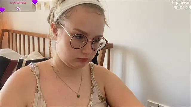 دردشة JacyWinslat الجنسية المباشرة