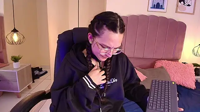 Živý XXX chat Hanabie_