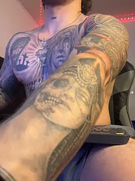 Ades_Lowe Webcamshow