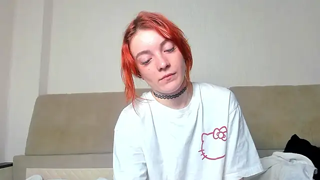 Show modela Lumilune na web-kameri