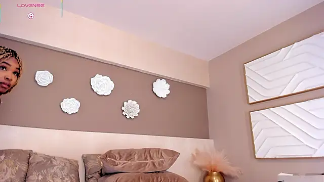 AriaFoster's Live XXX Chat