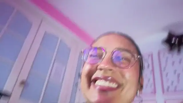 tamara_brown_t Adlı Modelin Canlı XXX Sohbeti