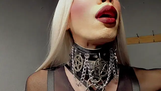 anitacruise webcam show