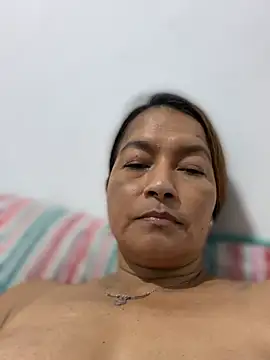 Jlo_69のライブXXXチャット