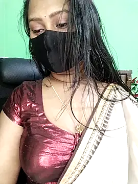 Idhika-PaulのライブXXXチャット