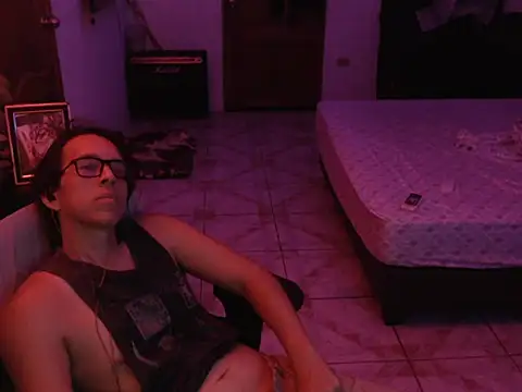 lucaxgye Chat XXX in diretta