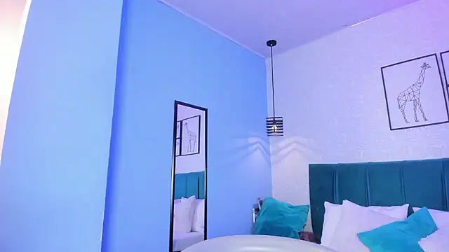 ninna_curlyのライブXXXチャット