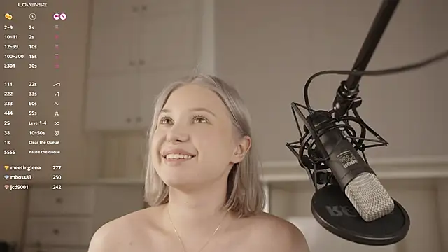 KessyPlaudis: απευθείας συνομιλία ΧΧΧ