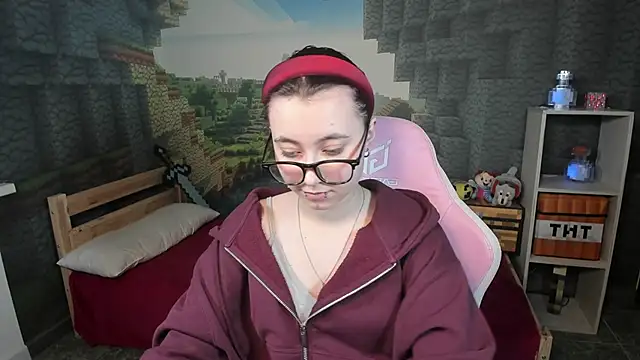 ClaraParks Adlı Modelin Canlı XXX Sohbeti