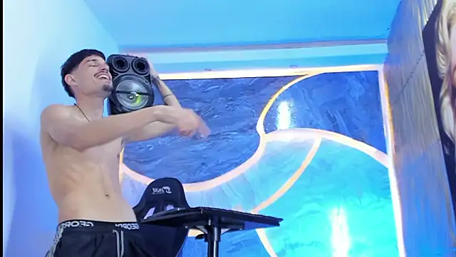 Iam_Steven 라이브 XXX 채팅