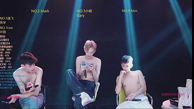 AAA-winner: απευθείας συνομιλία ΧΧΧ