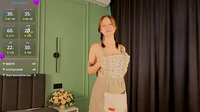 EvaaAnderson élő XXX-chatje