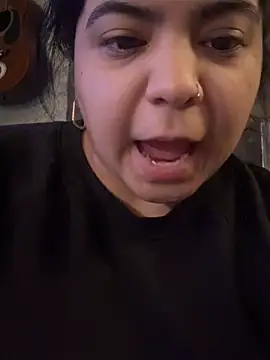 kimmiakiss22のライブXXXチャット