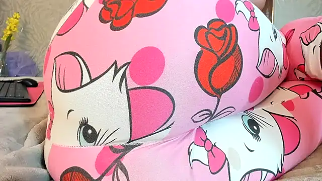 KOURTNEY-- Live XXX-Chat