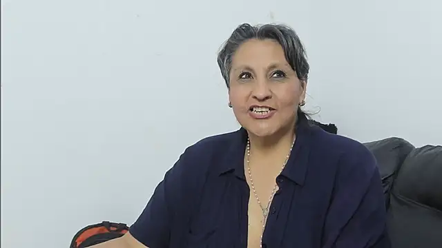 merlyna_goldens Live XXX Chat