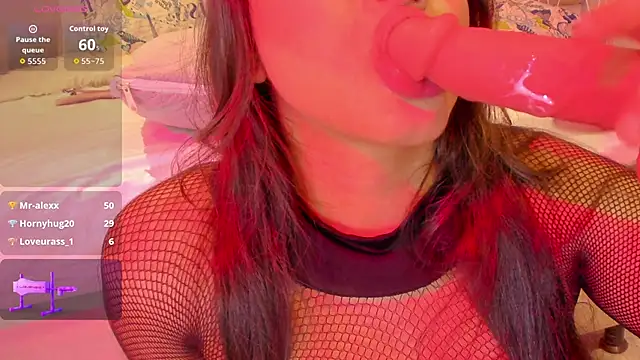 Miia_Thompsonn Adlı Modelin Canlı XXX Sohbeti