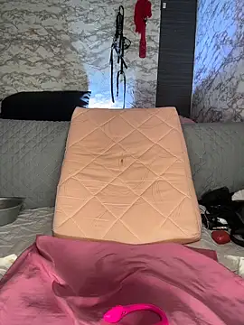 AlisSon__hotのライブXXXチャット