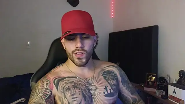 Ades_Lowe Live XXX-chat