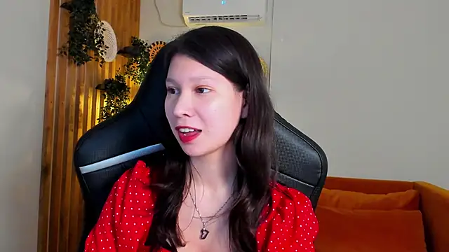 Živý XXX chat SaraDenars