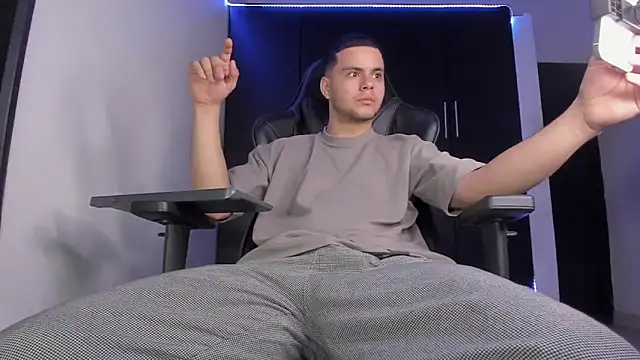 Liam_Mateo 웹캠 쇼