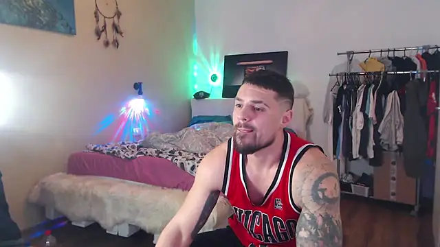 Tiberius_hunk's Live XXX Chat