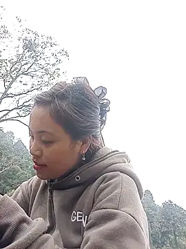 Alice-567のライブXXXチャット