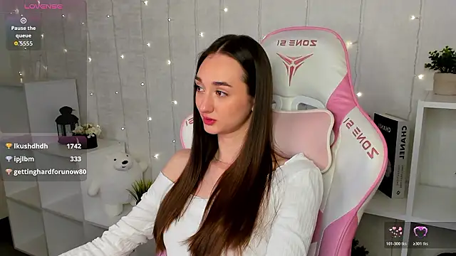 Kelly_Powell Live XXX-Chat