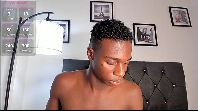 noah_johes 即時 XXX 聊天