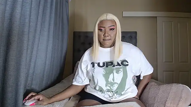 nanababe1 即時 XXX 聊天