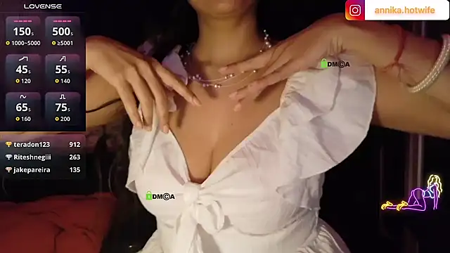 CharmingTania 라이브 XXX 채팅