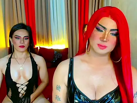 Incredible_Shemale 网络视讯表演