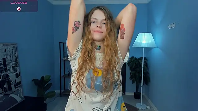 XXX chat uživo modela RayaNenlia