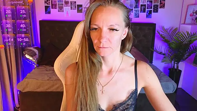 Jesica_mooon: απευθείας συνομιλία ΧΧΧ