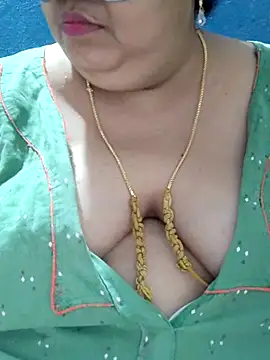 tamilthanushri – Live XXX-chat