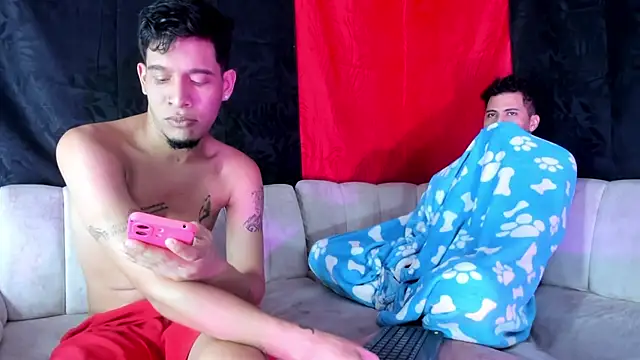 Peter_boys_1 Show Webcam