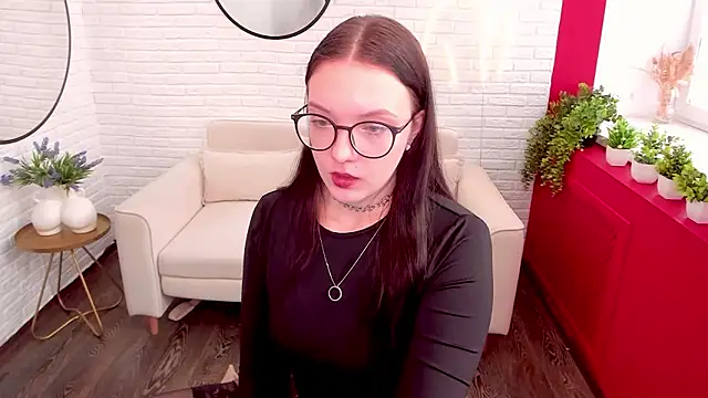 دردشة Emily_tender الجنسية المباشرة