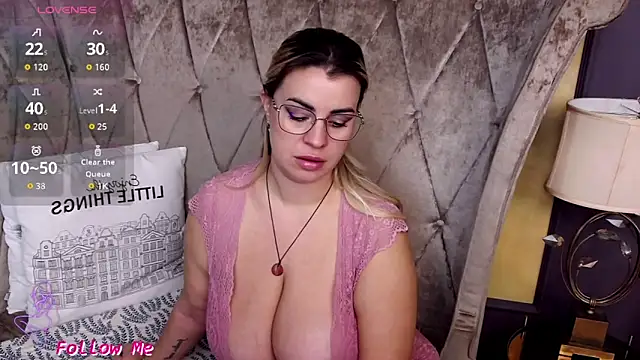 Chat XXX en directo de BustyGizelle