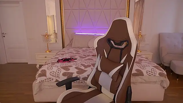 LylaYeess Live XXX-Chat