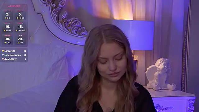 MollyHilton: απευθείας συνομιλία ΧΧΧ