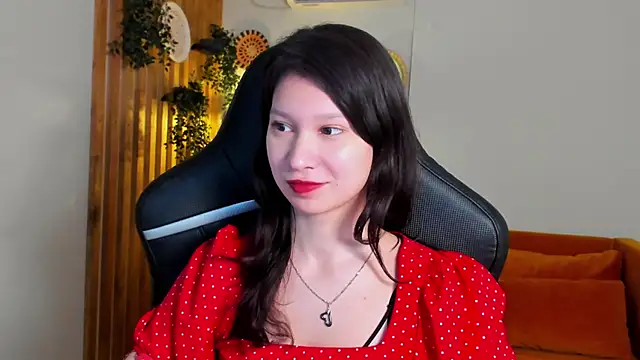 Chat +18 de SaraDenars ao vivo