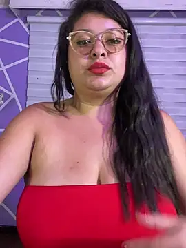 Онлайн чат XXX MiiaaJoness